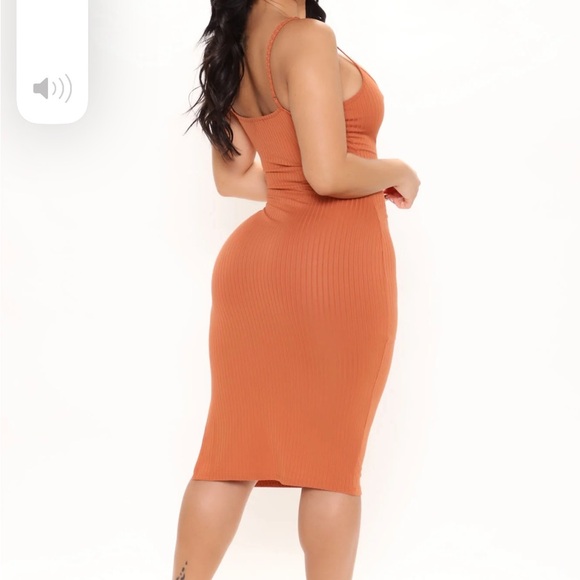 Dress - Picture 3 of 6